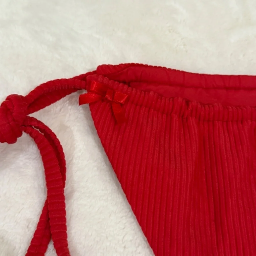 New Frankies Bikinis Tia String Bikini Bottoms True Red 31514